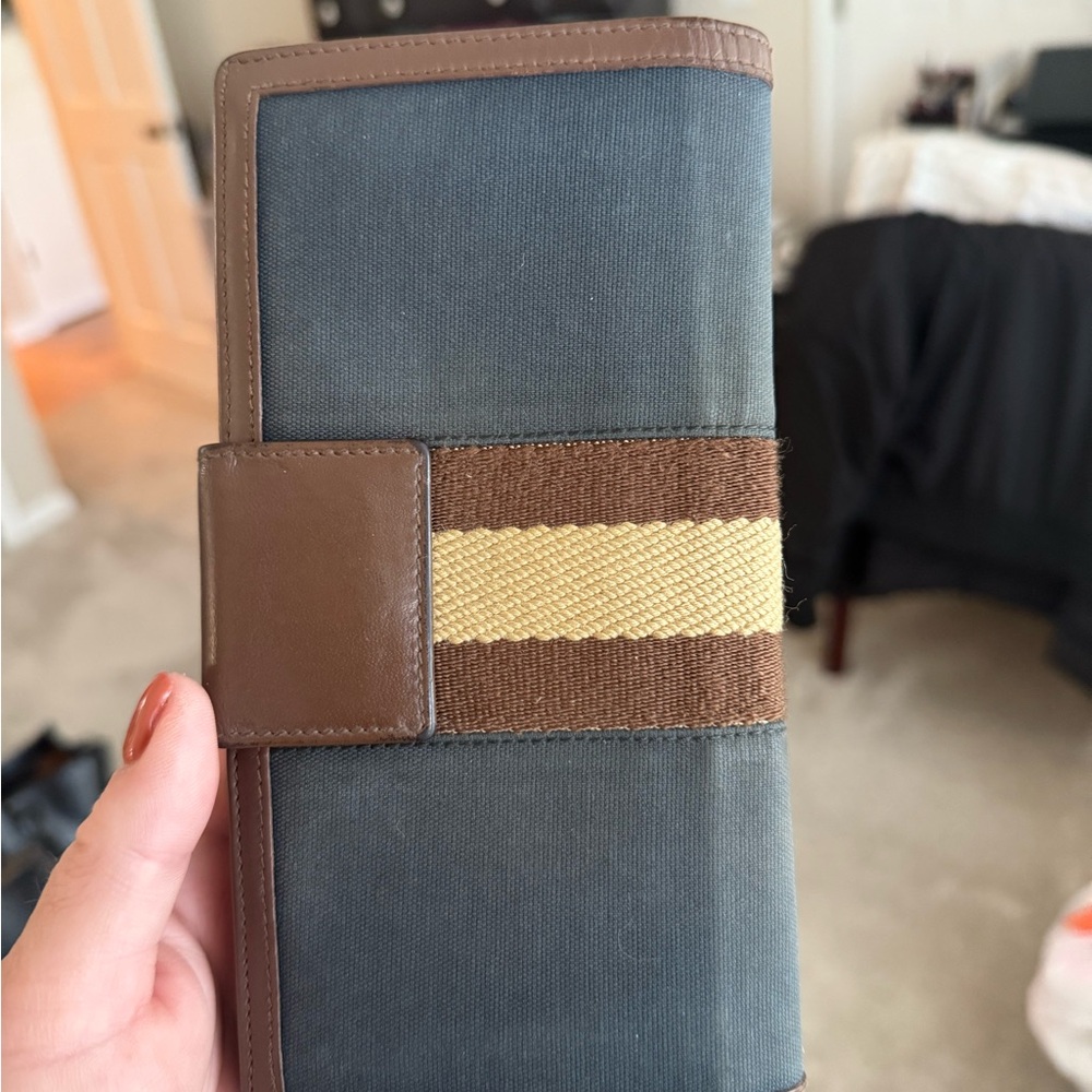 Gucci Blue and Tan Wallet with Leather Accents Authintic with certificate of au